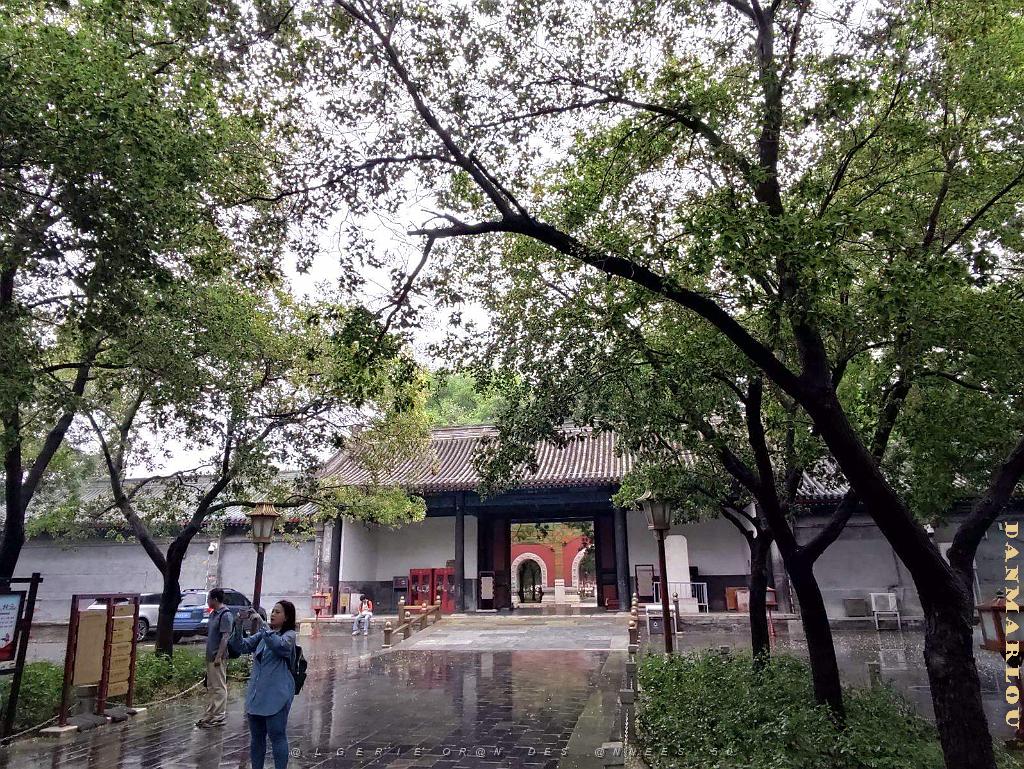 PEKIN-TEMPLE DE CONFUCIUS ACADEMIE IMPERIALE (3).jpg